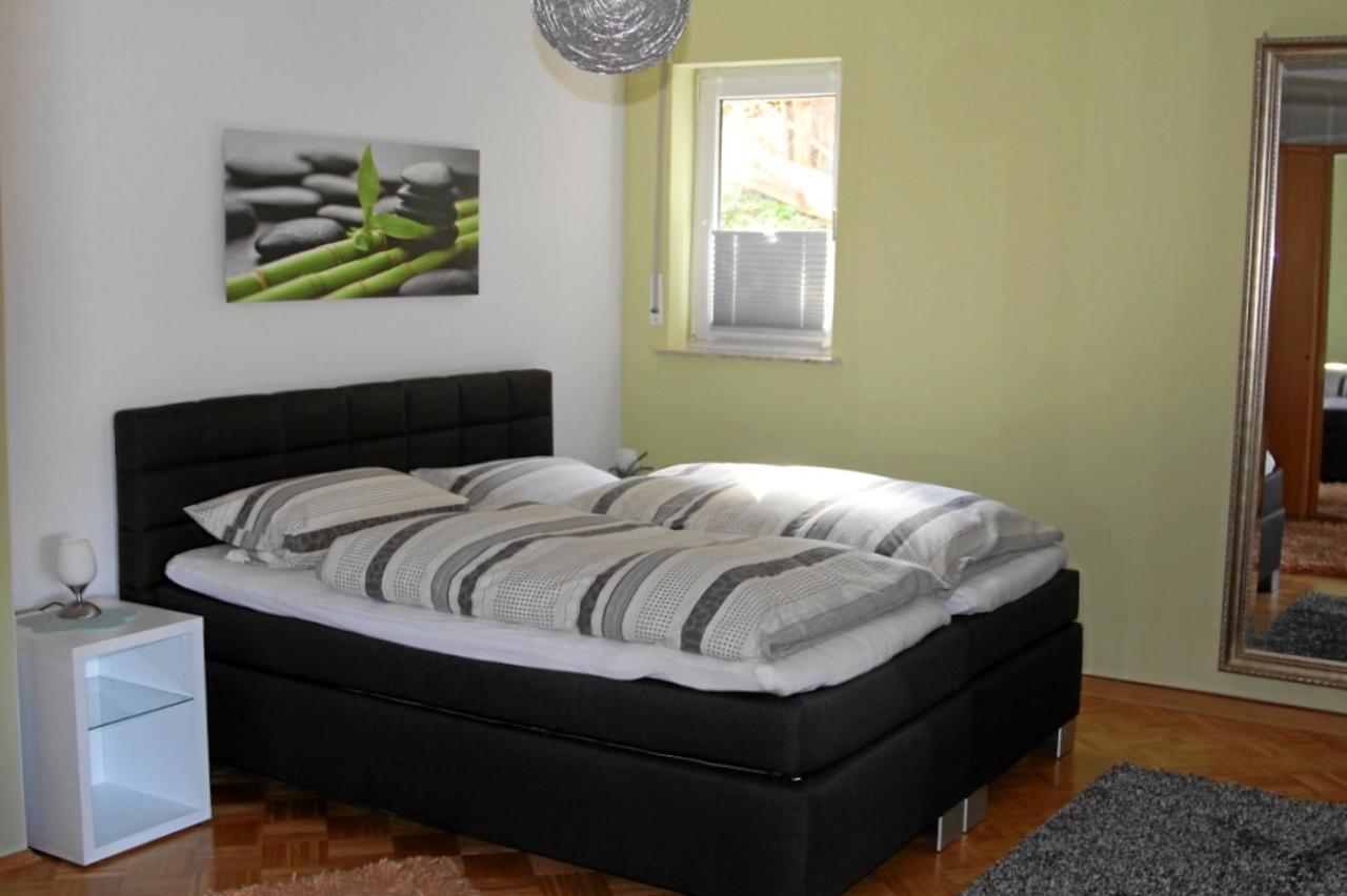 Ferienwohnung Fuldatalblick Buitenkant foto